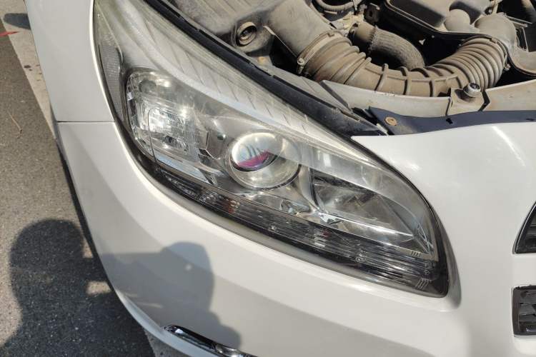 Used Chevrolet Malibu 2012 2.0L Automatic Luxury Edition Right Front Headlight