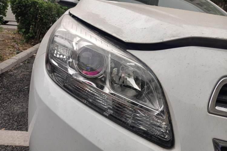 Used Chevrolet Malibu 2012 2.4L Automatic Luxury Edition Right Front Headlight