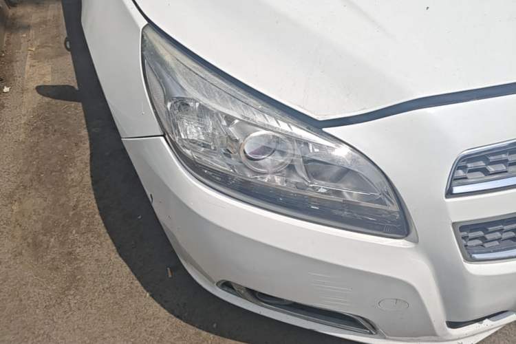 Used Chevrolet Malibu 2012 2.0L Automatic Luxury Edition Right Front Headlight