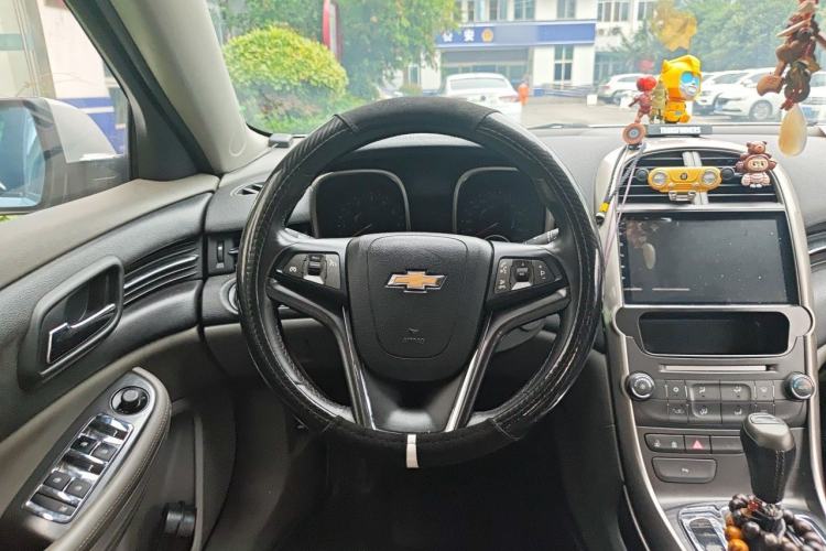 Used Chevrolet Malibu 2012 2.0L Automatic Luxury Edition Steering Wheel