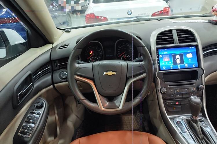 Used Chevrolet Malibu 2012 2.0L Automatic Comfort Edition Steering Wheel