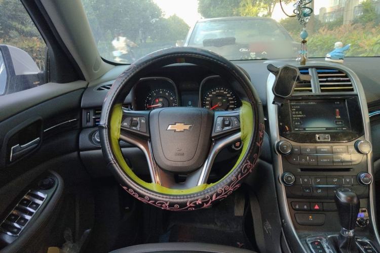 Used Chevrolet Malibu 2012 2.0L Automatic Luxury Edition Steering Wheel