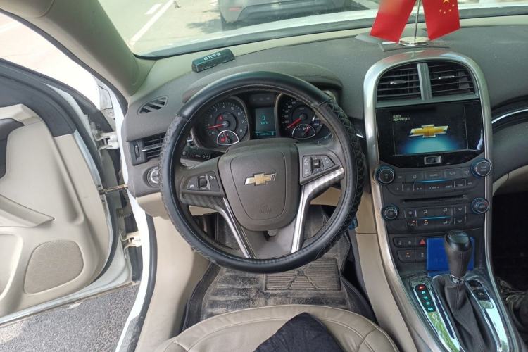 Used Chevrolet Malibu 2012 2.0L Automatic Luxury Edition Steering Wheel
