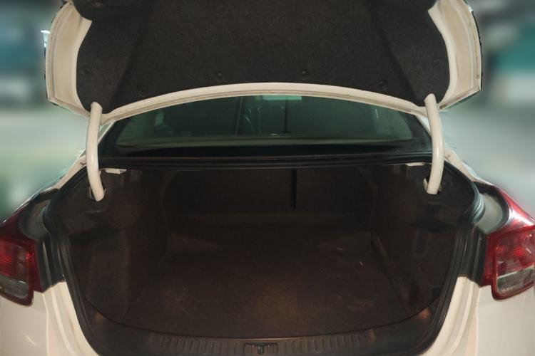Used Chevrolet Malibu 2012 2.0L Automatic Comfort Edition Trunk