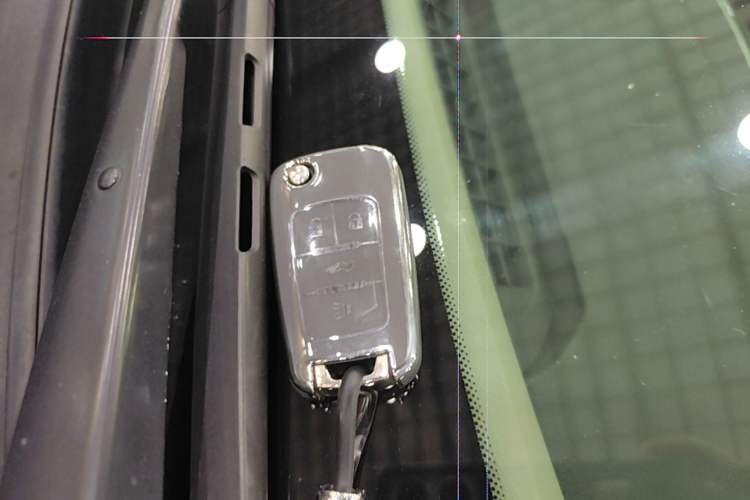 Used Chevrolet Malibu 2012 2.0L Automatic Comfort Edition Vehicle Key