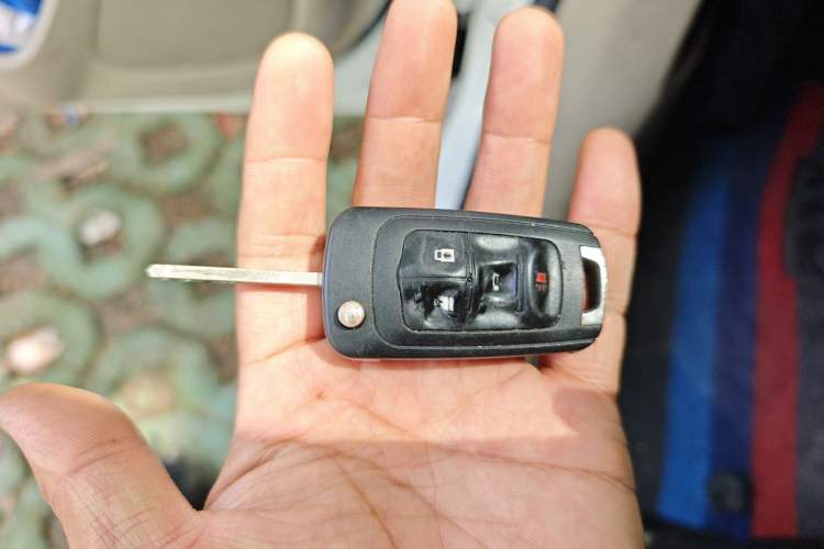Used Chevrolet Malibu 2012 2.0L Automatic Comfort Edition Vehicle Key