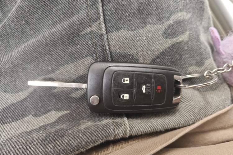 Used Chevrolet Malibu 2012 2.0L Automatic Comfort Edition Vehicle Key
