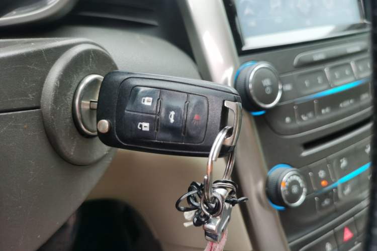 Used Chevrolet Malibu 2012 2.0L Automatic Comfort Edition Vehicle Key