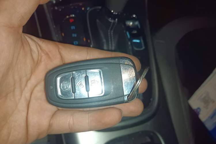 Used Chevrolet Malibu 2012 2.0L Automatic Luxury Edition Vehicle Key