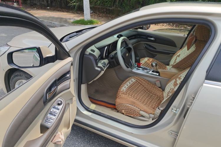 Used Chevrolet Malibu 2012 2.0L Automatic Comfort Edition Driver Seat