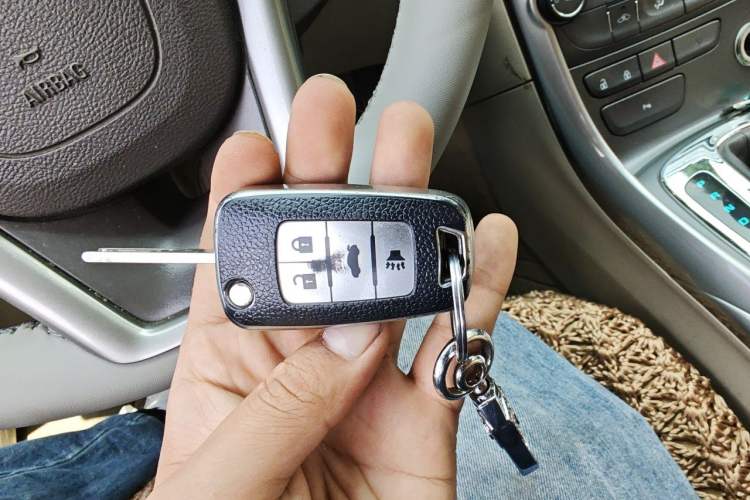 Used Chevrolet Malibu 2012 2.0L Automatic Comfort Edition Vehicle Key