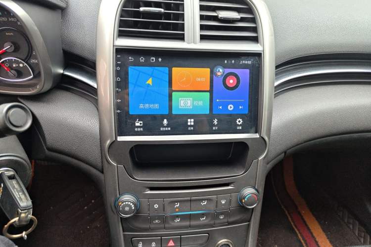 Used Chevrolet Malibu 2013 1.6T Automatic Comfort Edition Audio And AC Panel