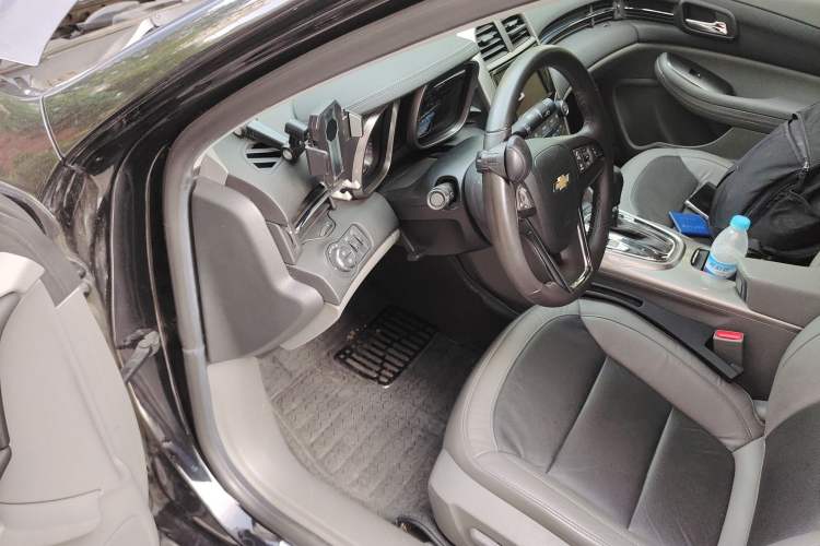 Used Chevrolet Malibu 2013 2.0L Automatic Luxury Edition Driver Seat