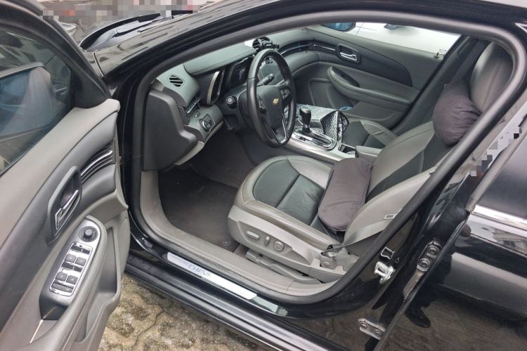 Used Chevrolet Malibu 2013 2.0L Automatic Luxury Edition Driver Seat