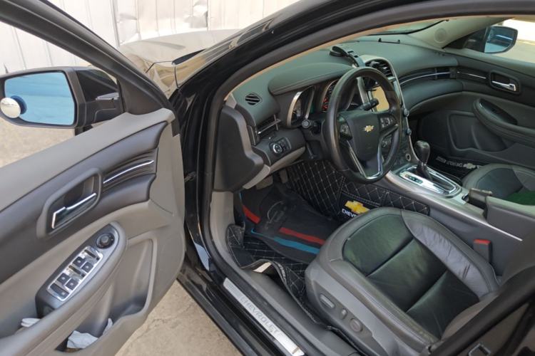 Used Chevrolet Malibu 2013 2.0L Automatic Luxury Edition Driver Seat