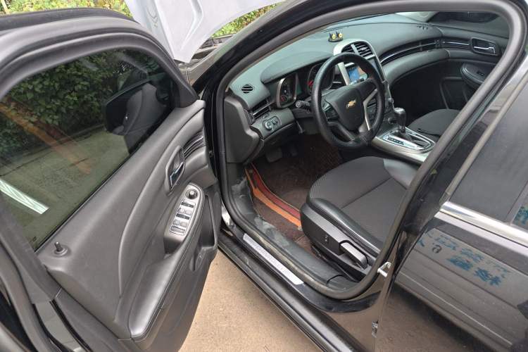 Used Chevrolet Malibu 2013 1.6T Automatic Comfort Edition Driver Seat