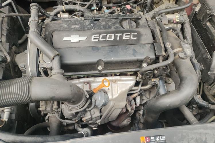 Used Chevrolet Malibu 2013 1.6T Automatic Comfort Edition Engine Bay