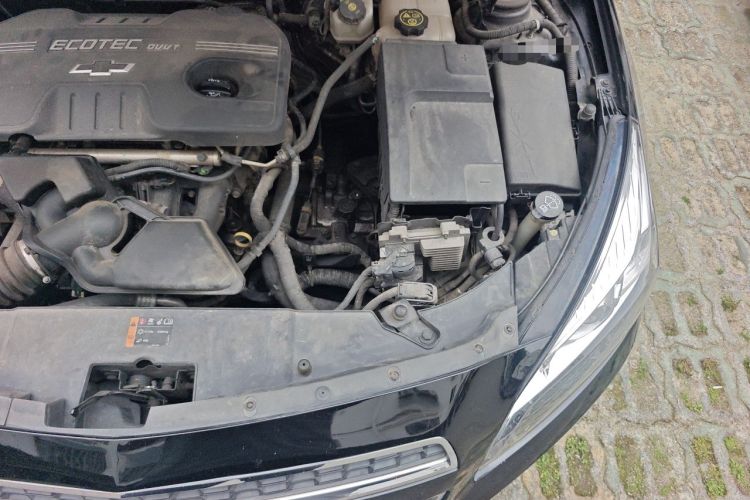 Used Chevrolet Malibu 2013 2.0L Automatic Luxury Edition Engine Bay Left