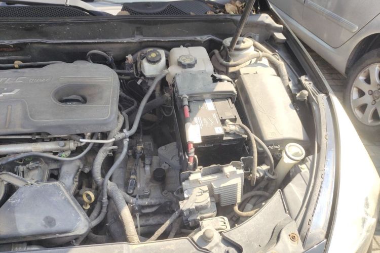 Used Chevrolet Malibu 2013 2.0L Automatic Classic Edition Engine Bay Left