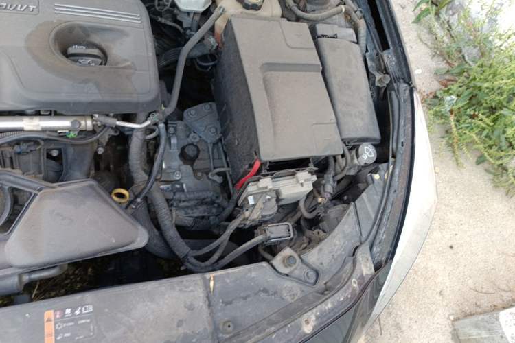 Used Chevrolet Malibu 2013 2.0L Automatic Luxury Edition Engine Bay Left