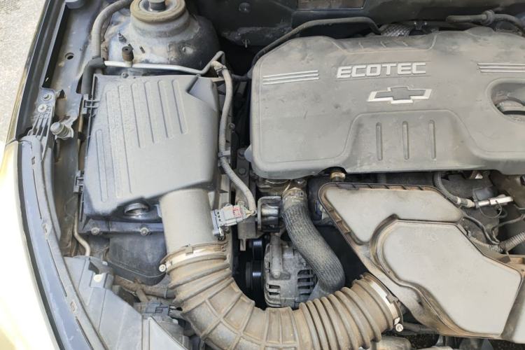 Used Chevrolet Malibu 2013 2.4L Automatic Luxury Edition Engine Bay Right