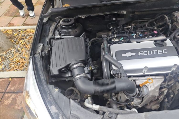 Used Chevrolet Malibu 2013 1.6T Automatic Comfort Edition Engine Bay Right