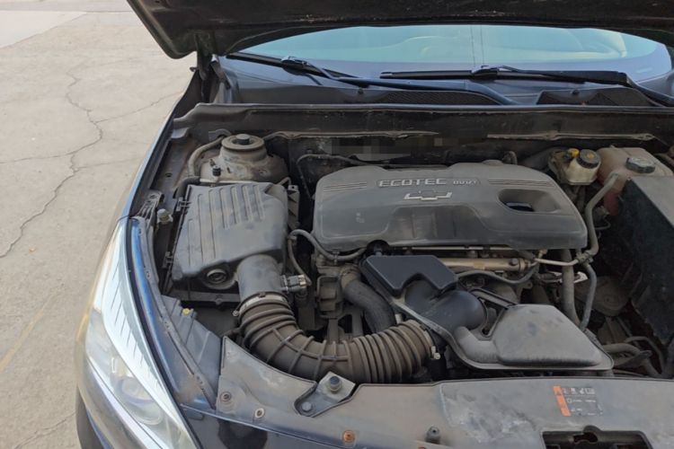Used Chevrolet Malibu 2013 2.0L Automatic Luxury Edition Engine Bay Right
