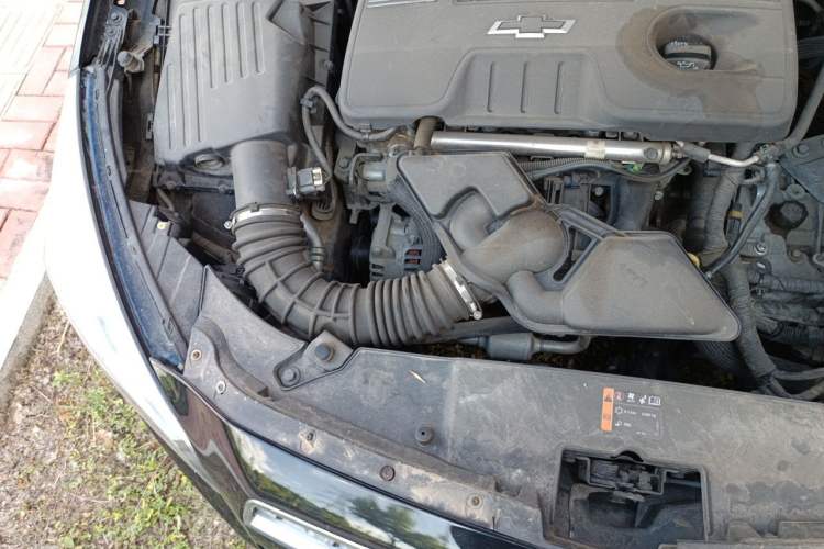 Used Chevrolet Malibu 2013 2.0L Automatic Luxury Edition Engine Bay Right