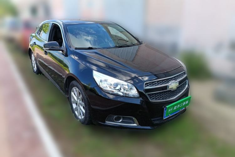 Used Chevrolet Malibu 2013 2.0L Automatic Luxury Edition Front Right 45 Deg