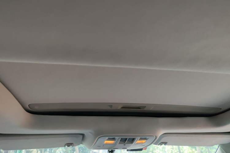 Used Chevrolet Malibu 2013 2.4L Automatic Luxury Edition Headliner