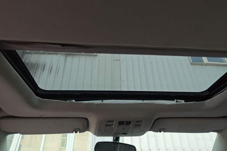 Used Chevrolet Malibu 2013 2.0L Automatic Luxury Edition Headliner