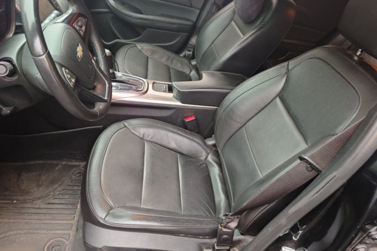 Used Chevrolet Malibu 2013 1.6T Automatic Luxury Edition Left Front Seat