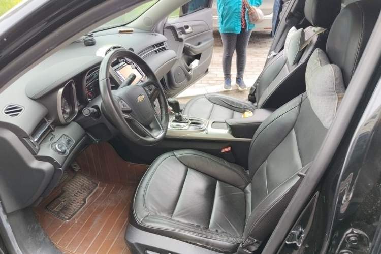 Used Chevrolet Malibu 2013 2.4L Automatic Flagship Edition Left Front Seat