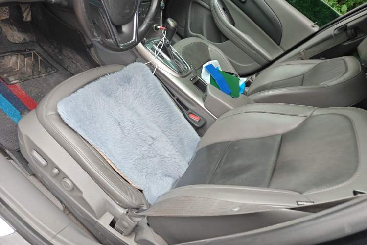 Used Chevrolet Malibu 2013 2.0L Automatic Luxury Edition Left Front Seat