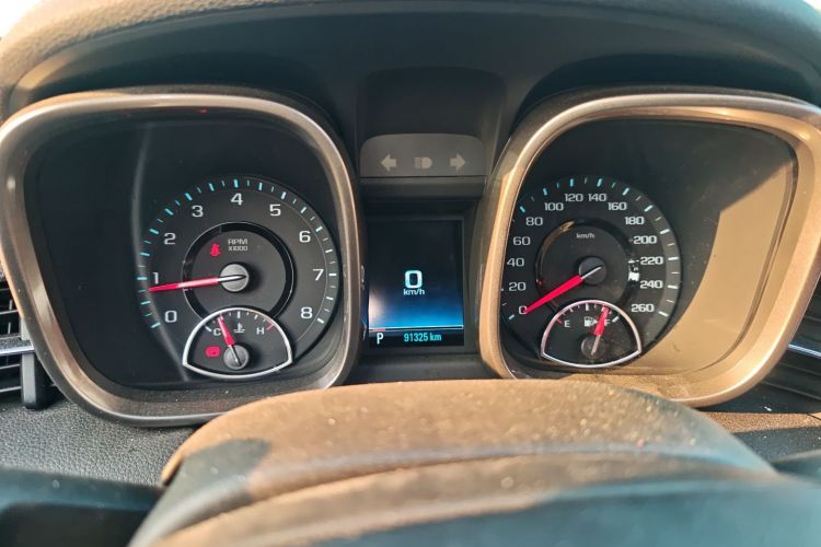 Used Chevrolet Malibu 2013 2.4L Automatic Luxury Edition Odometer Close Up