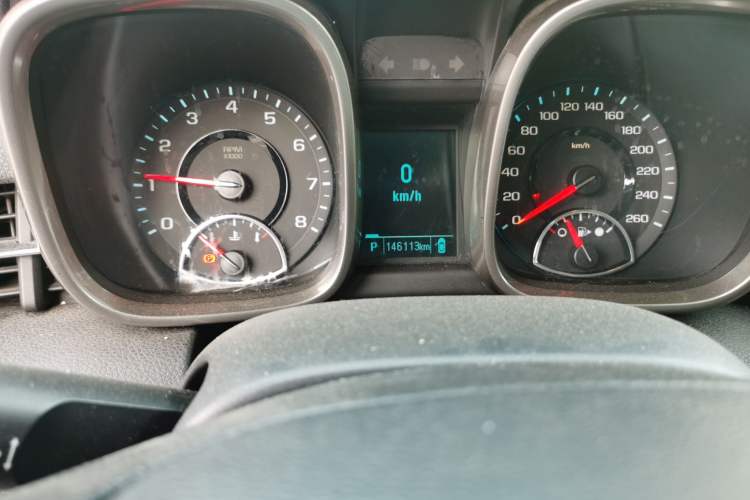 Used Chevrolet Malibu 2013 1.6T Automatic Comfort Edition Odometer Close Up