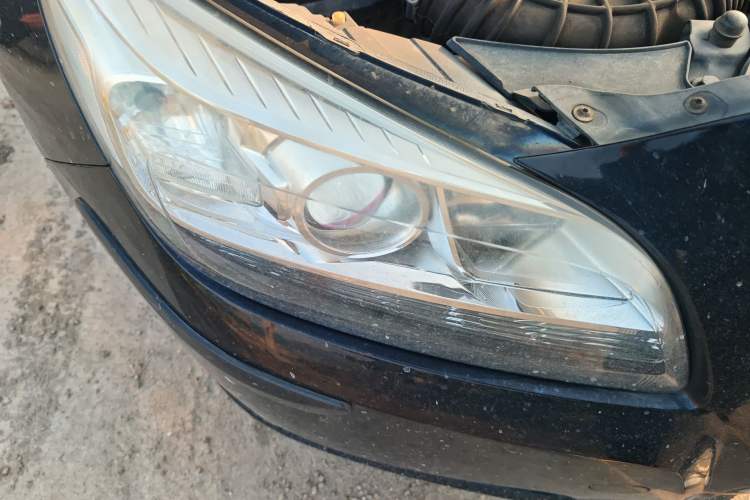 Used Chevrolet Malibu 2013 2.4L Automatic Luxury Edition Right Front Headlight