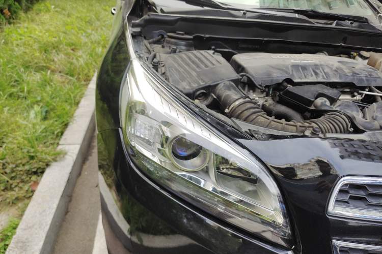 Used Chevrolet Malibu 2013 2.0L Automatic Luxury Edition Right Front Headlight