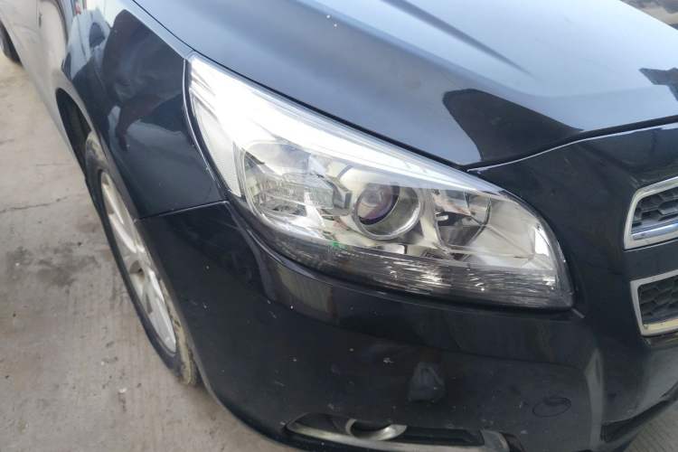 Used Chevrolet Malibu 2013 2.0L Automatic Luxury Edition Right Front Headlight