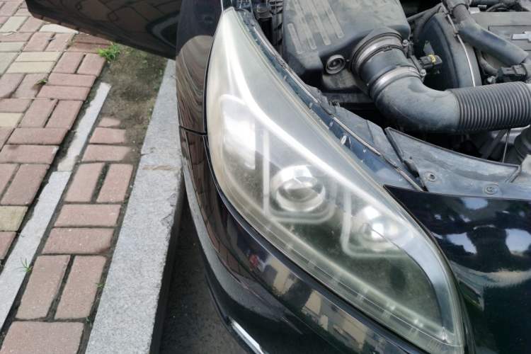 Used Chevrolet Malibu 2013 1.6T Automatic Comfort Edition Right Front Headlight