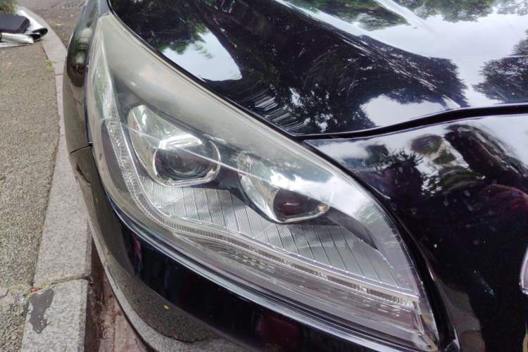 Used Chevrolet Malibu 2013 2.4L Automatic Luxury Edition Right Front Headlight
