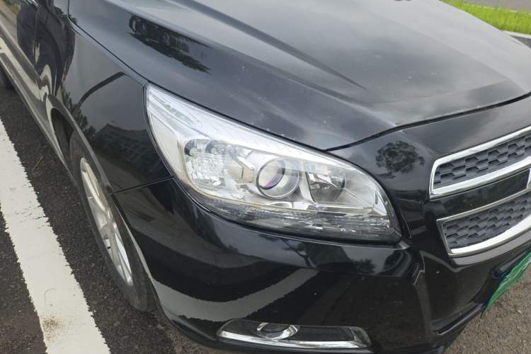 Used Chevrolet Malibu 2013 2.4L Automatic Luxury Edition Right Front Headlight