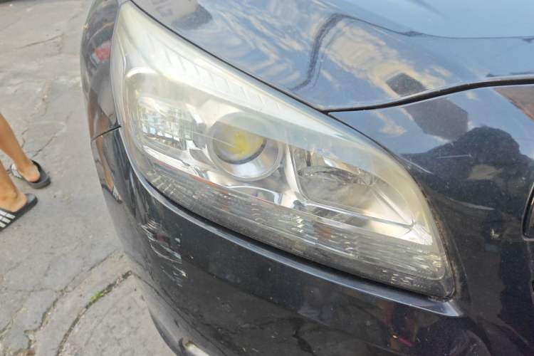 Used Chevrolet Malibu 2013 2.4L Automatic Luxury Edition Right Front Headlight