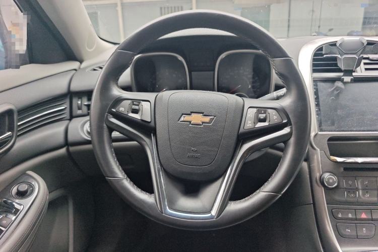 Used Chevrolet Malibu 2013 2.0L Automatic Luxury Edition Steering Wheel
