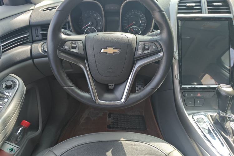 Used Chevrolet Malibu 2013 2.0L Automatic Luxury Edition Steering Wheel