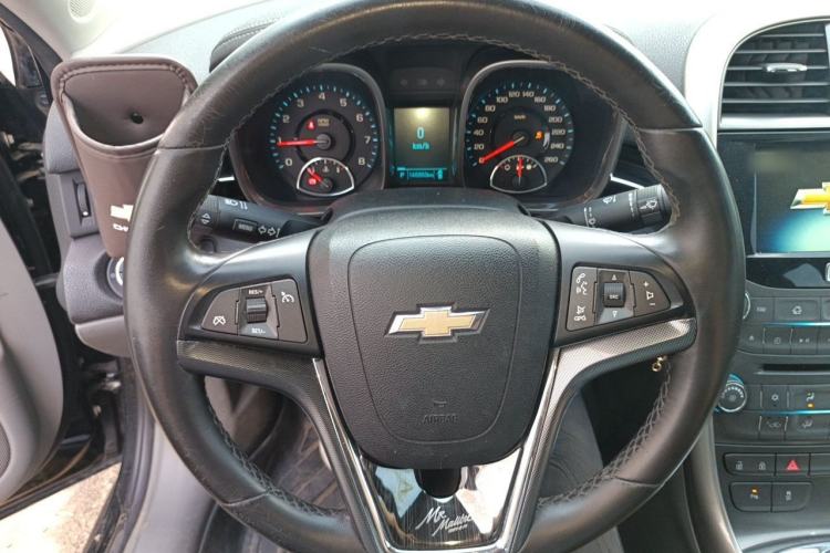 Used Chevrolet Malibu 2013 2.0L Automatic Luxury Edition Steering Wheel
