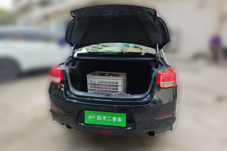 Used Chevrolet Malibu 2013 1.6T Automatic Comfort Edition Trunk