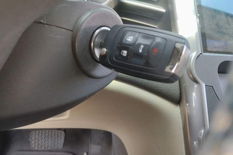 Used Chevrolet Malibu 2013 2.0L Automatic Comfort Edition Vehicle Key