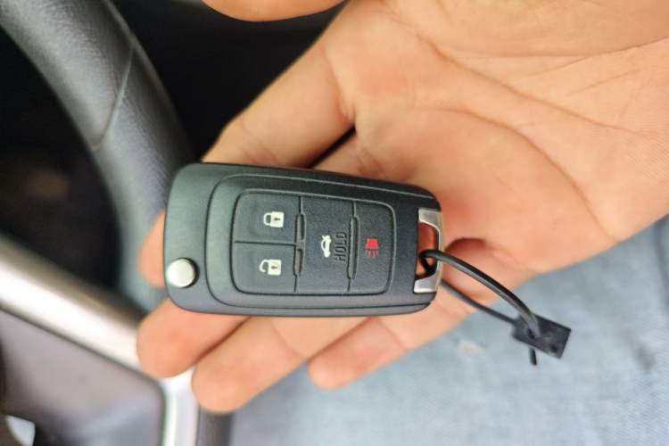 Used Chevrolet Malibu 2013 1.6T Automatic Comfort Edition Vehicle Key