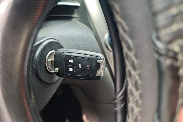 Used Chevrolet Malibu 2013 2.4L Automatic Luxury Edition Vehicle Key